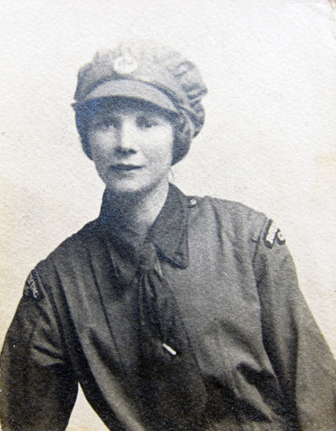 Lillian Taylor of Sulgrave, Women's Royal Air Force, died November 1918, aged 9