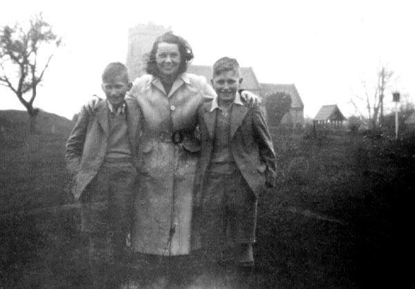 My mother on Castle Green with Tony Archer (on the left) and David Archer in 1948 on the day before they sailed for Australia