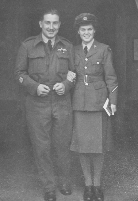 Bill and Margaret Wootton outside the church on their wedding day